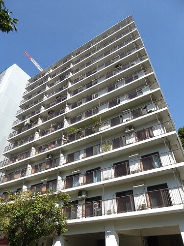 ライオンズマンション池田山の外観画像