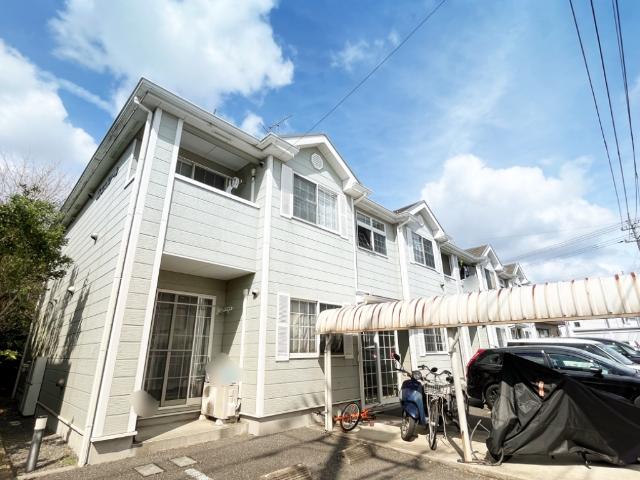 エスポアール 外観写真（昼）