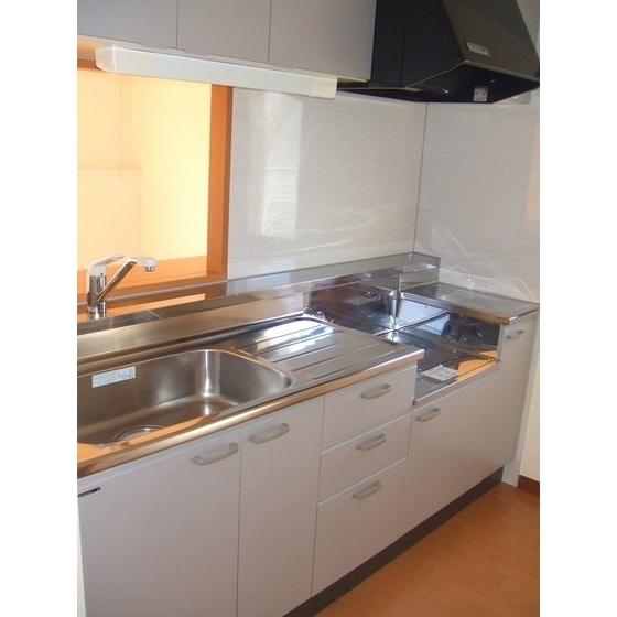 リヴェール仲原1階 内観