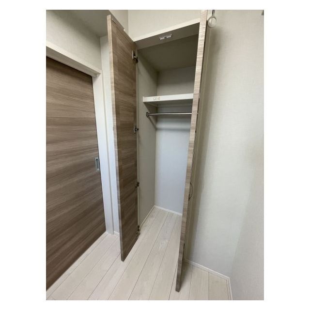 ドゥーエ亀戸Ⅱ1005号室 クローゼット（寝室）