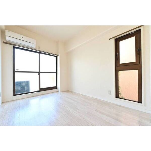 メゾン・ド・セレーブル リビング