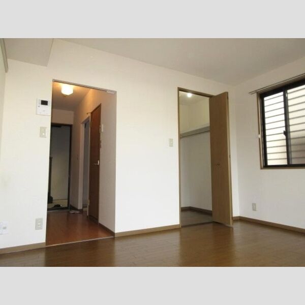 パルコート102号室 洋室②