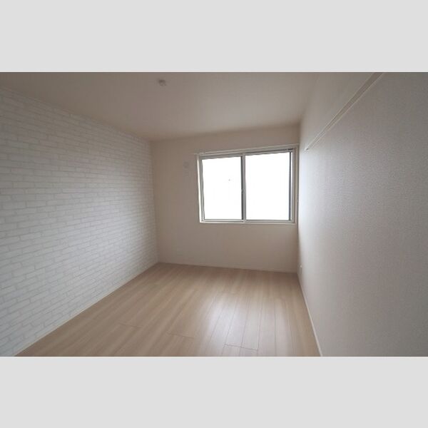 藍101号室 洋室6帖