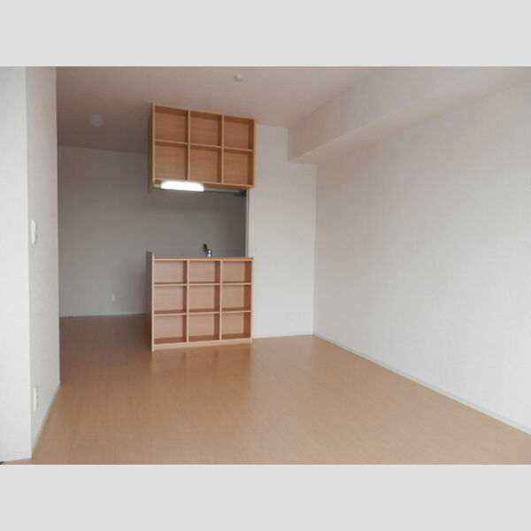 サンテラス市ヶ尾301号室 LDK