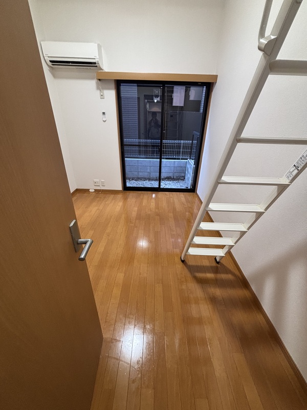 グランデ・ハナブサ1階 内観