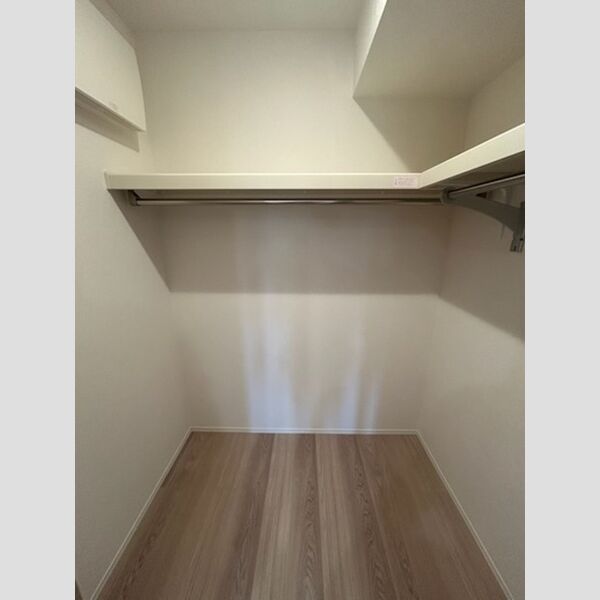 センカⅢ105号室 ウォークインクローゼット