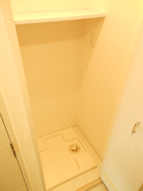 グランド・ガーラ池袋11階 洗濯機置場