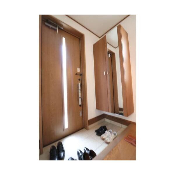 町田市矢部町戸建 玄関