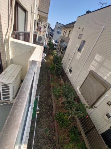 リベラルIII原当麻 南側のバルコニーは陽当たり良好です