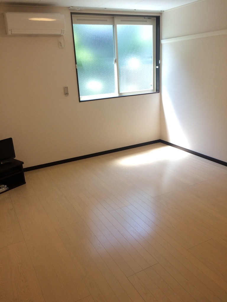 レオネクストムカイハラⅡ 玄関