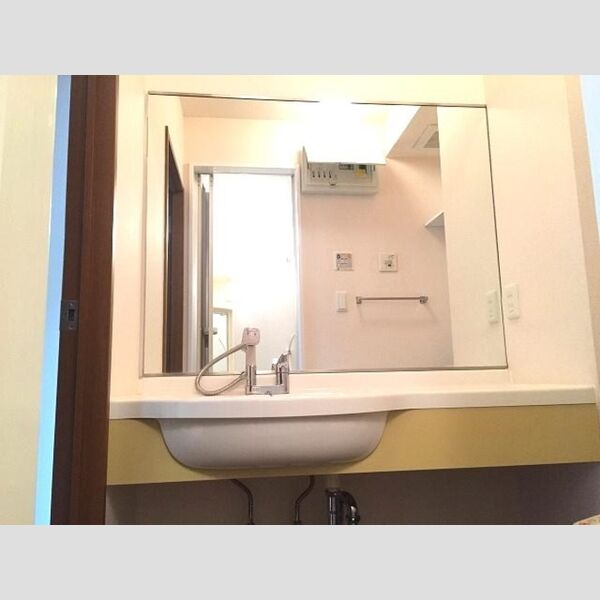 モナリエ中浦和 ゆったりスペースのパウダールーム♪