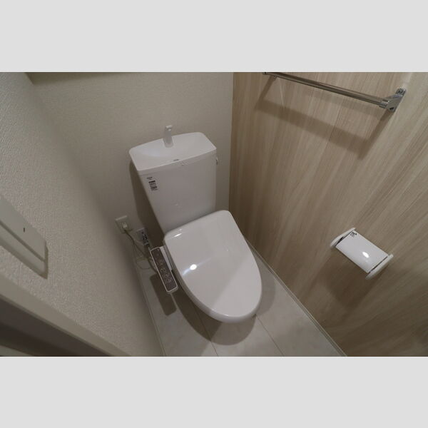 レジデンス湘南Ⅱ202号室 トイレ