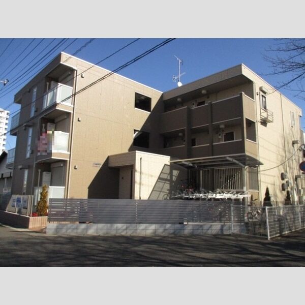 ポム・アール206号室 外観