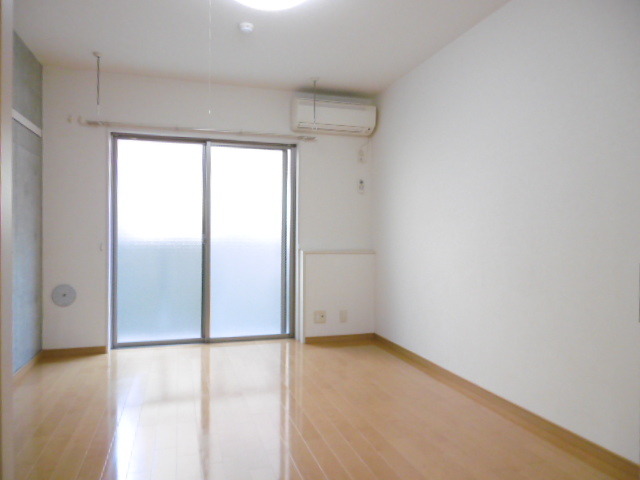 グランシャリオ 居室1