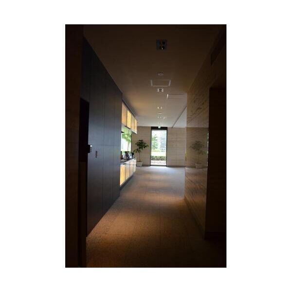 プラウドタワー千代田富士見2806号室 エントランス