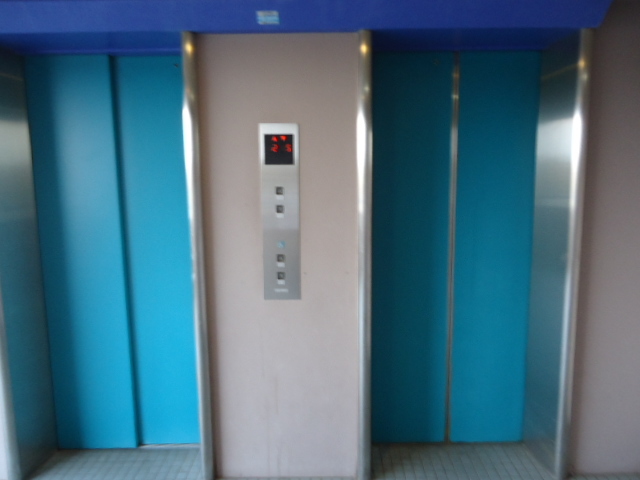 ラ・クラッセ西寺尾0408号室 エントランス