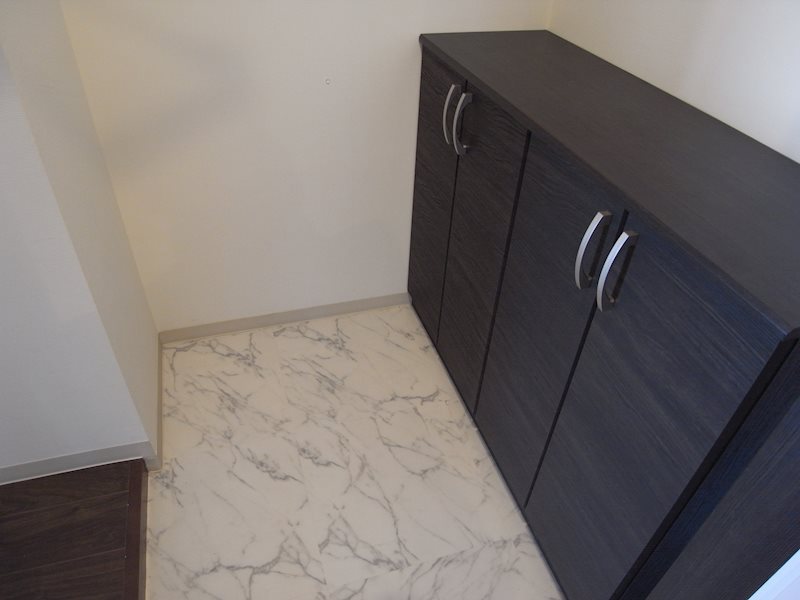 ネルメッツォ国分寺 玄関