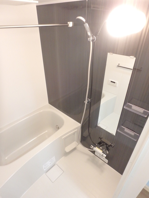 セルベコート大山8階 きれいなお風呂です