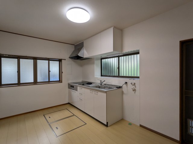 綱島西４丁目戸建て リビング
