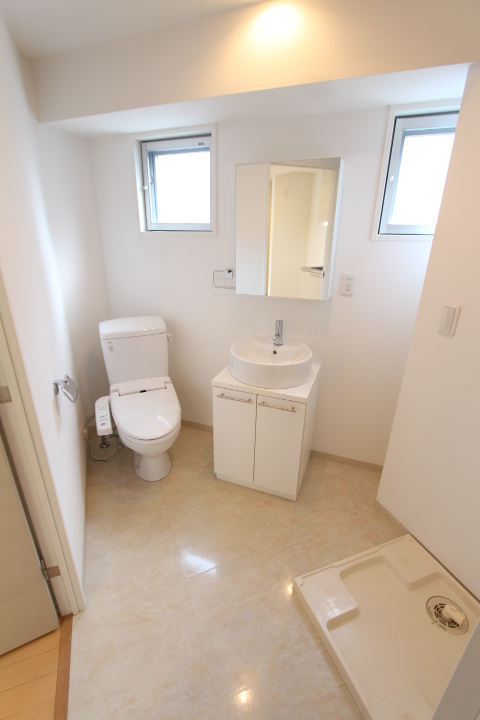 プライムアーバン目黒青葉台803号室 同建物別部屋の参考画像