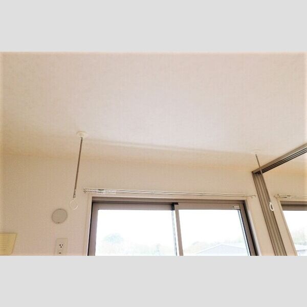 ラフォーレ上ノ台　B305号室 室内物干し