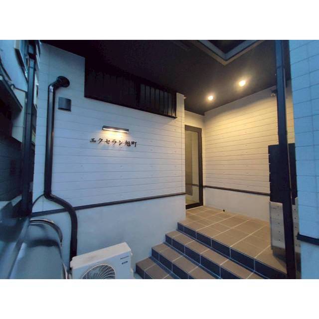エクセラン旭町106号室 外観