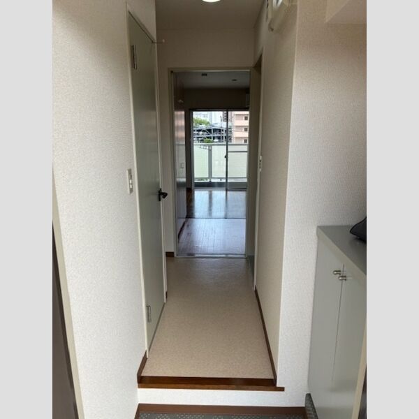 ハイムカメリア304号室 玄関