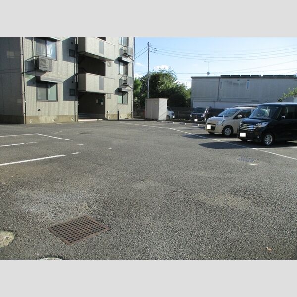 IS・若葉　ABB301号室 駐車場