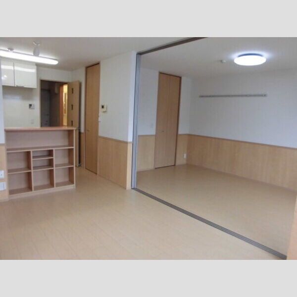 スタイラクスハウス LDK10.5帖・洋室7.5帖　照明付