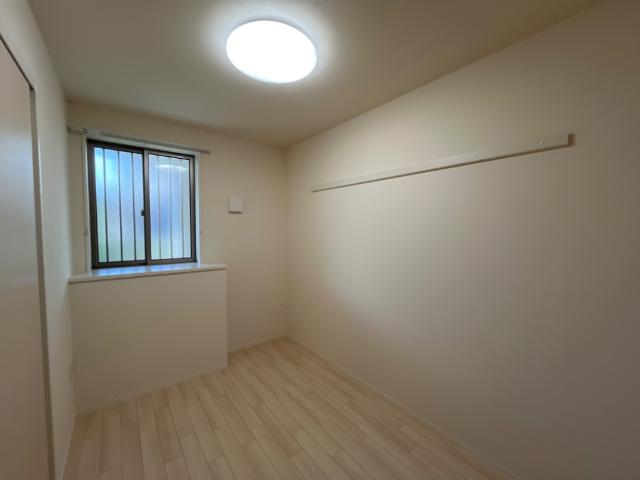 ユニヴェール 洋室