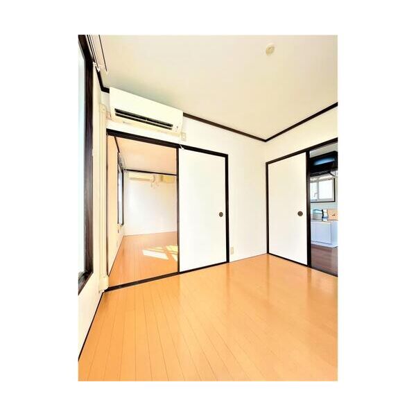 フォーブル谷上C棟 リビング