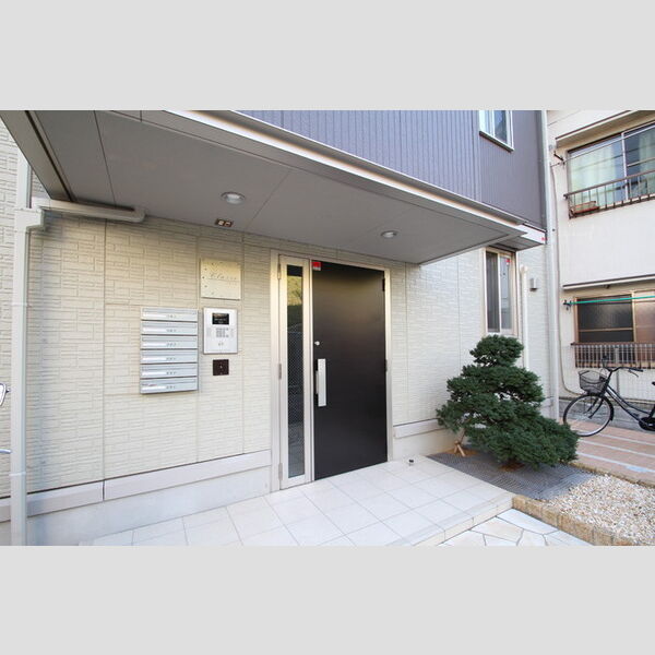 Classe301号室 エントランス