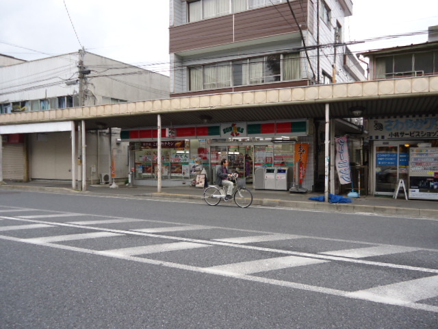 トレゾール横濱小机0203号室 【コンビニエンスストア】サンクス小机店まで65ｍ