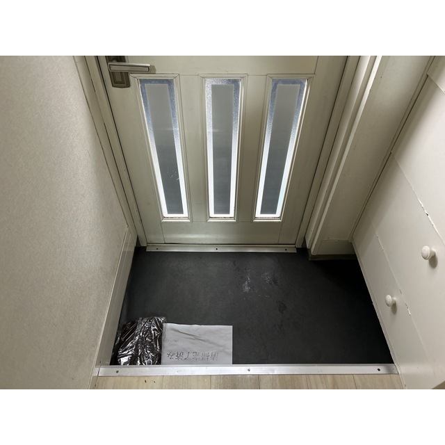 カレッジ志木 玄関