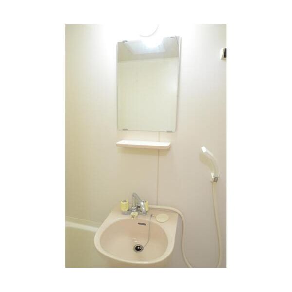 サニーサイド北沢101号室 同建物別部屋の参考画像