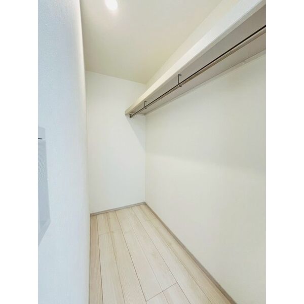 パークステート桜0201号室 収納