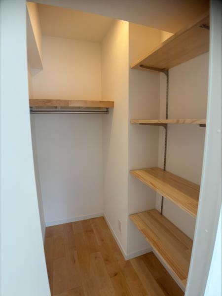 ＥＶＥＲＴＯＷ　Ｃｏｌｏｒｅ　ＳＥＮＧＥＮＤＡＩ リビング