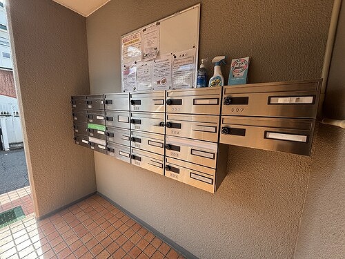 エンゼルハイム長津田2階 集合郵便受