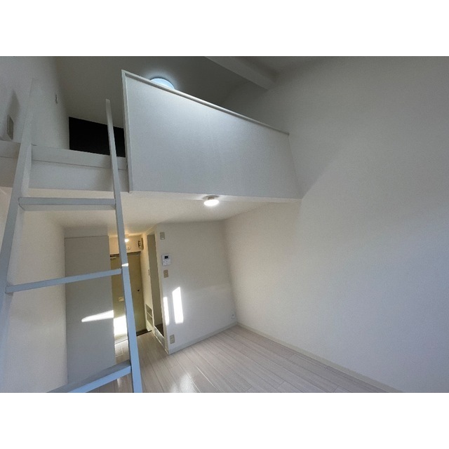 メゾンK&S202号室 リビング