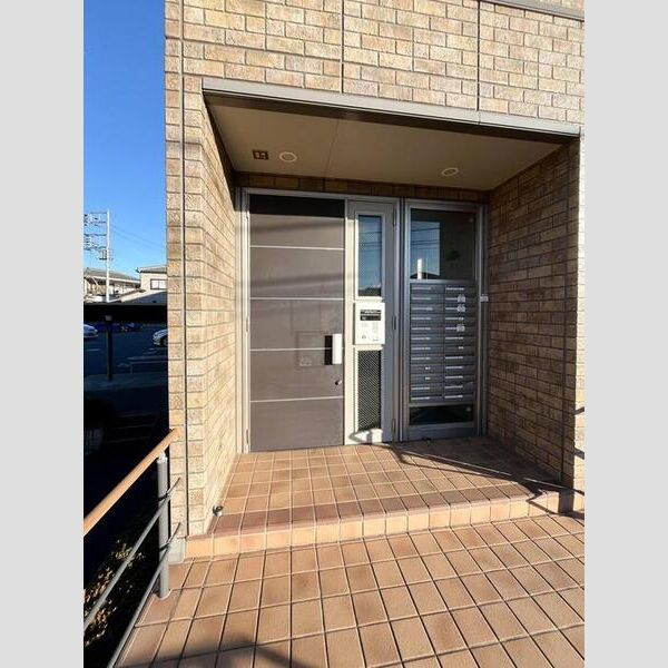 I.ヴィレッジ堀崎306号室 エントランス