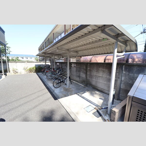 ベラ ヴィスタ 駐輪場