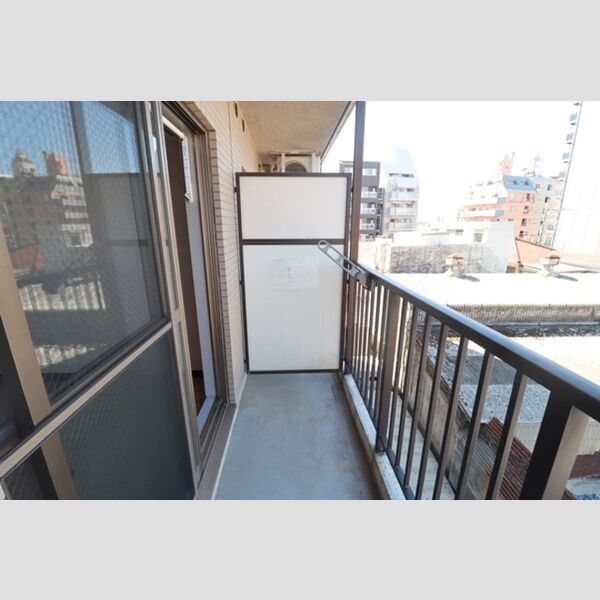 コンフォール小泉404号室 バルコニー