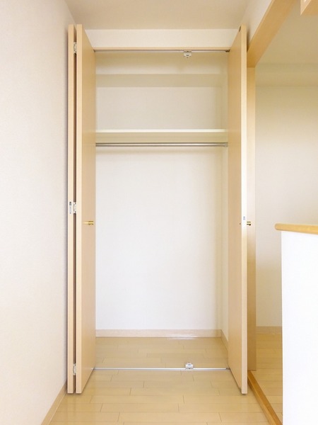 ＲＥＶ・ＣＬＯＳＥ802号室 収納