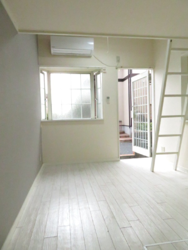 ライフピアウェイブ上高井戸 リビング