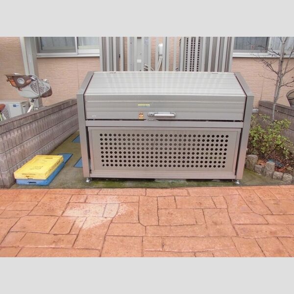 イーストエンジェル青山　A棟 ごみ置場