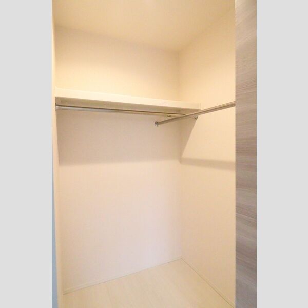 ヴェルサン調布105号室 収納