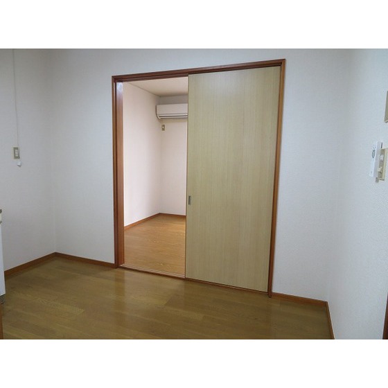 コスモ・ポーリ0202号室 DK