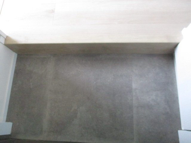 ガーデンヒルズ市ヶ谷3階 玄関