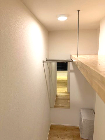 trias220402号室 ウォークインクローゼット