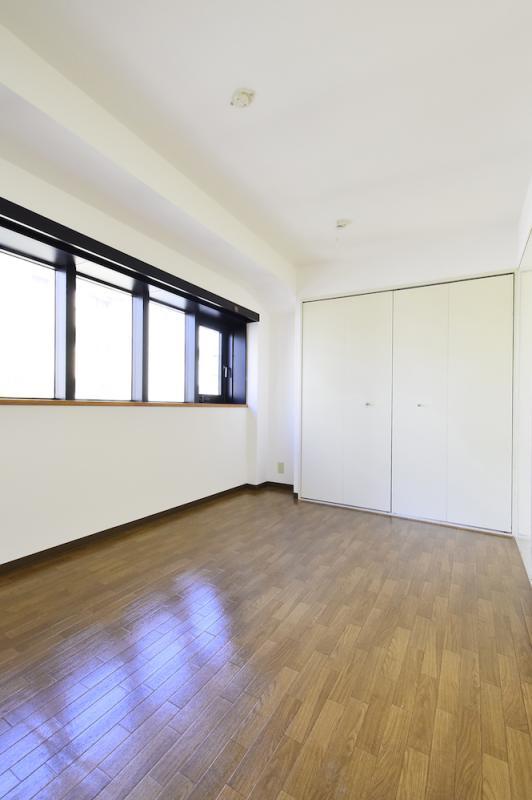 日暮里サンライズマンション5階 収納